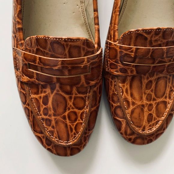Talbots Crocodile Print Slip On Loafer Flats - Picture 2 of 4